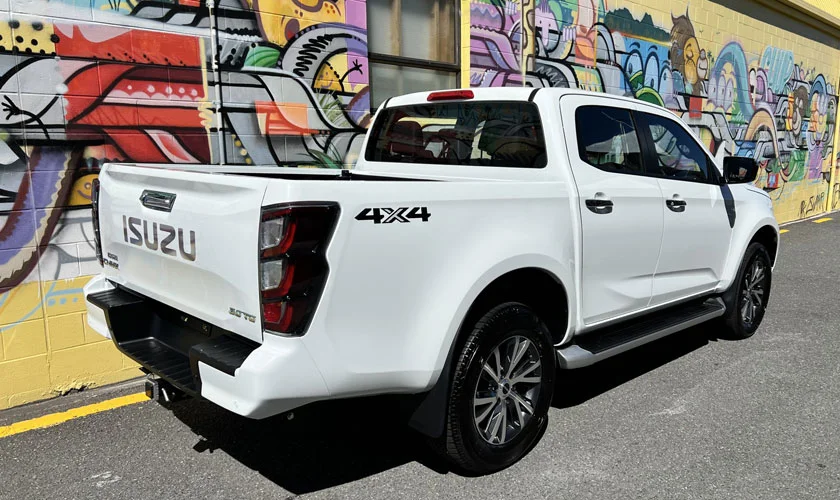 isuzu dmax